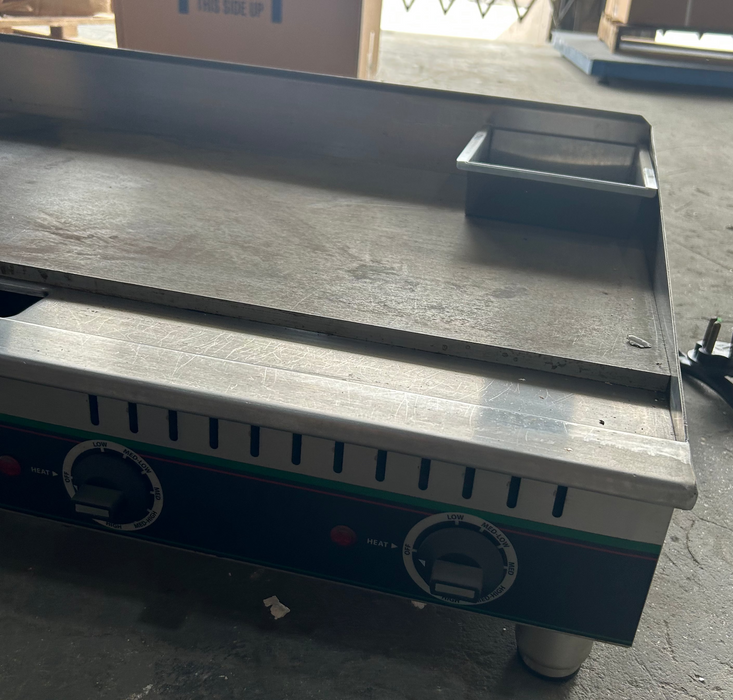 Winco EGD-36M Griddle, Electric, Countertop (USED)